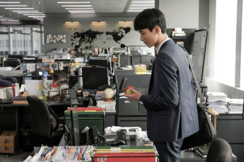 《平凡的荣耀》 (3)-topaz-remove-.jpg