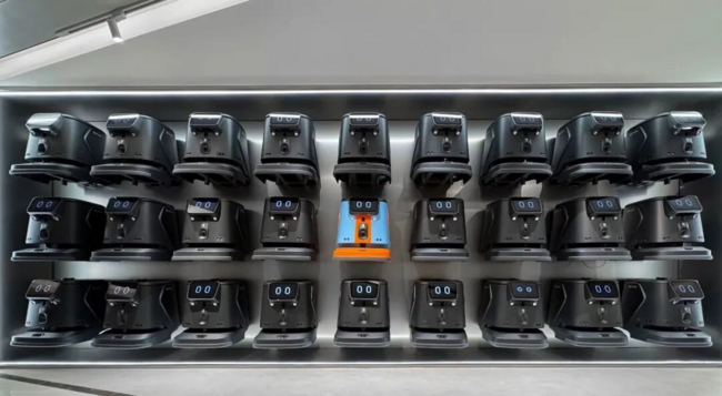 【13楼主题墙】致敬爆款实力 诠释设计与实用的平衡之道.png